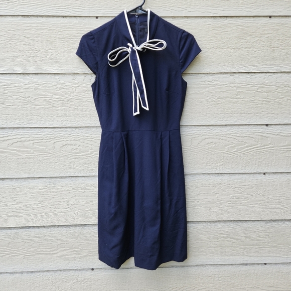 J. Crew navy tie-neck Italian wool crepe dress with flaw size 0 - Picture 1 of 8